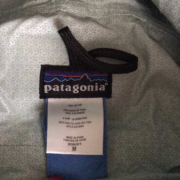 Blue PATAGONIA Rain Jacket - Picture 13 of 14